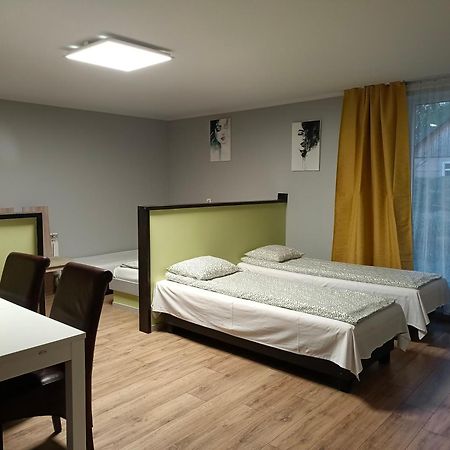 Villa Letnia Oaza "Forsycja" Sobienie Jeziory Esterno foto
