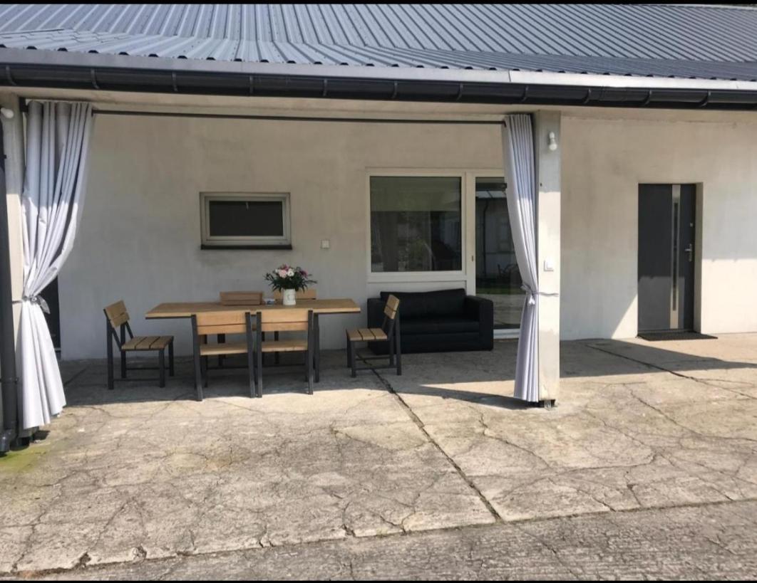 Villa Letnia Oaza "Forsycja" Sobienie Jeziory Esterno foto