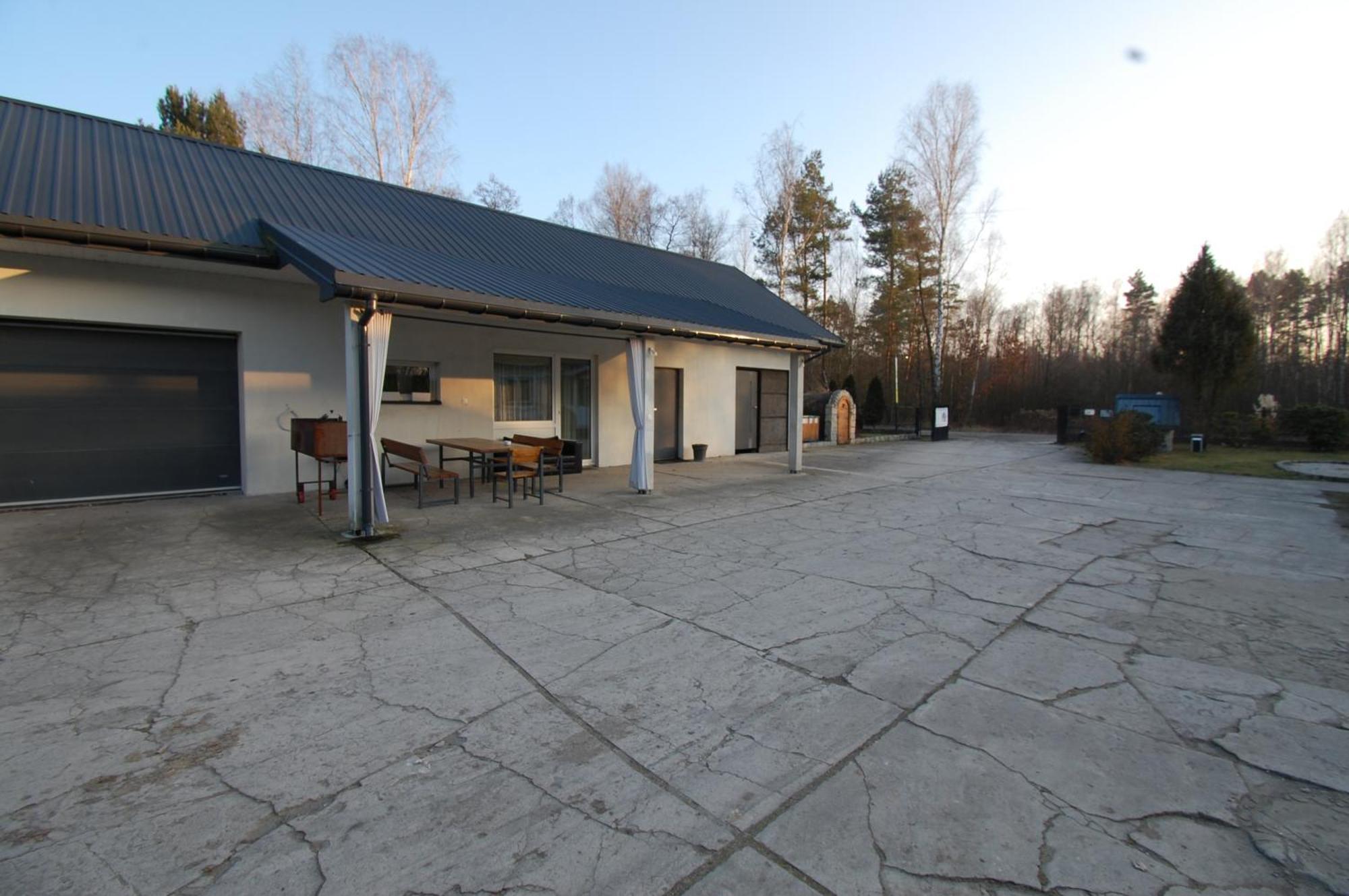 Villa Letnia Oaza "Forsycja" Sobienie Jeziory Esterno foto